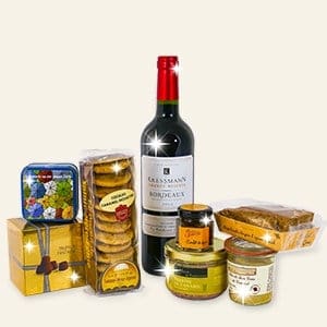 Marchandises De Noël Dans Un Panier. Délicieux Repas De Fête Grand Cadeau  Sur Différentes Vacances. Banque D'Images et Photos Libres De Droits. Image  90140780